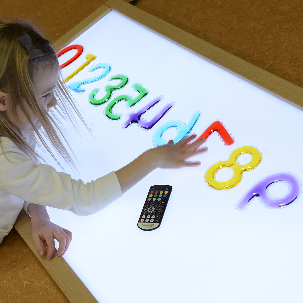 ME15945 - 彩色透明軟質大寫字母與數字36件套