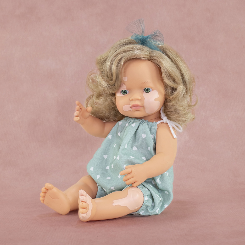 【西班牙miniland】MF&M小米藍白人娃娃-白斑（女孩38公分）_MF&M BABY DOLL GIRL W/VITILIGO 38CM_ML000335